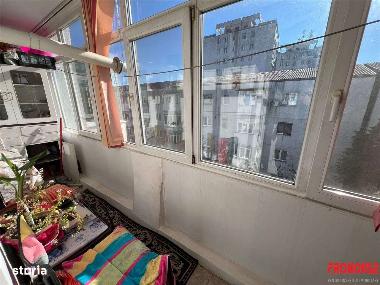 Apartament cu 3 camere decomandat - 70 mp - Zona Adriatica, Str. Aleea-13