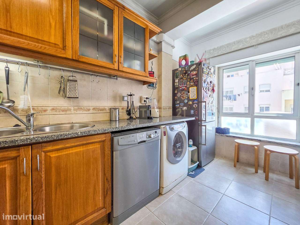 Apartamento de 3 assoalhadas em excelentes estado de conservação.-5