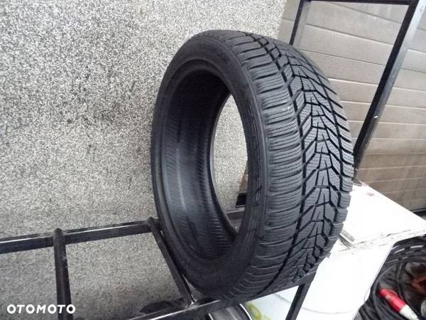 225/45/R18 95V HANKOOK WINTER I CEPT EVO 3 - 2