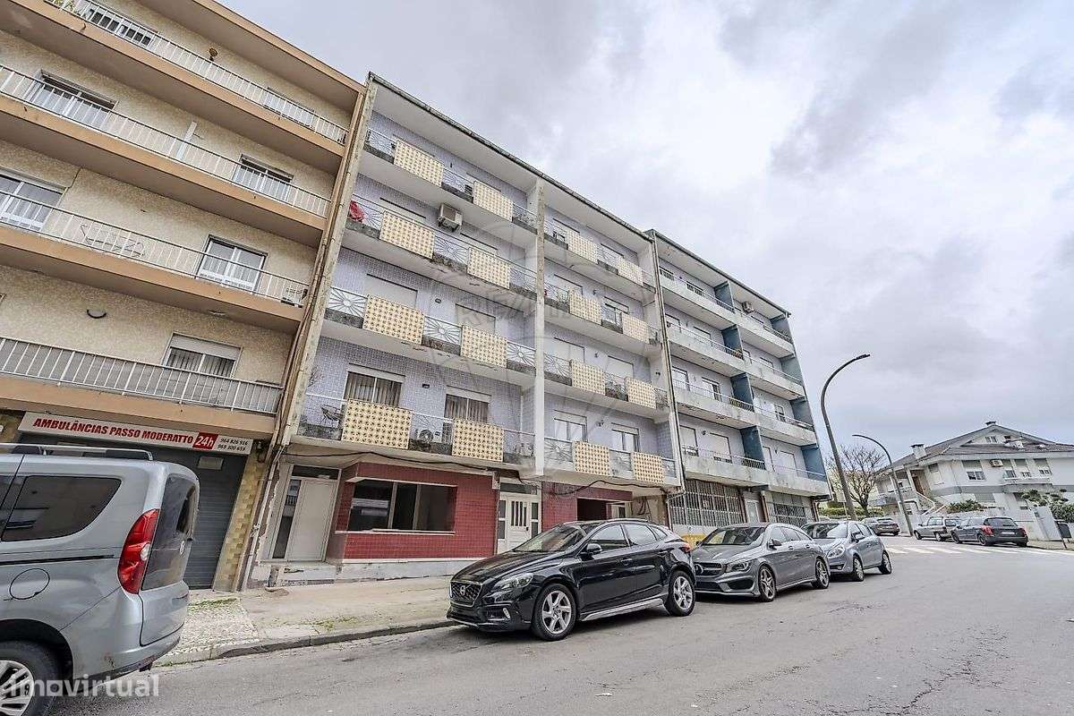 Apartamento T2 Renovado no centro histórico, Braga-17