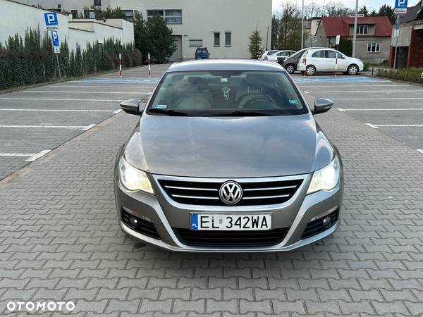 Volkswagen Passat CC 2.0 TDI DPF - 30