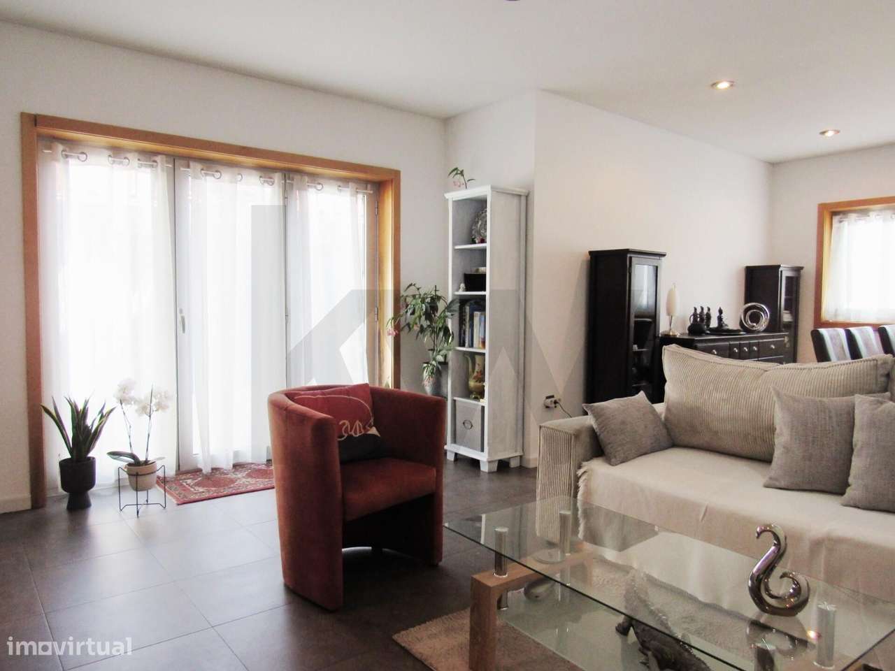 Moradia Térrea com Salão Superior | A 7 Minutos do Centro de Oliveira-6