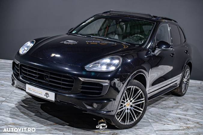 Porsche Cayenne S Diesel Platinum Edition - 15