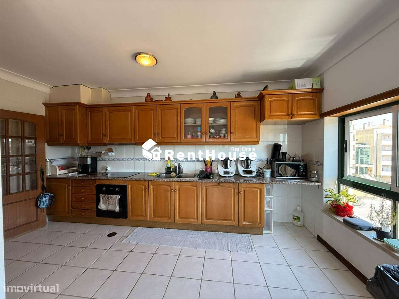 T3 1 Triplex Com Garagem Tavarede