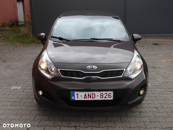 Kia Rio 1.2 Dream Team Edition - 25