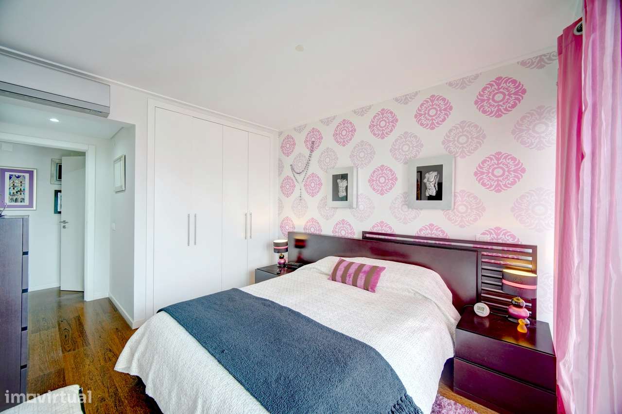 Apartamento em condomínio fechado com Vista Rio-15