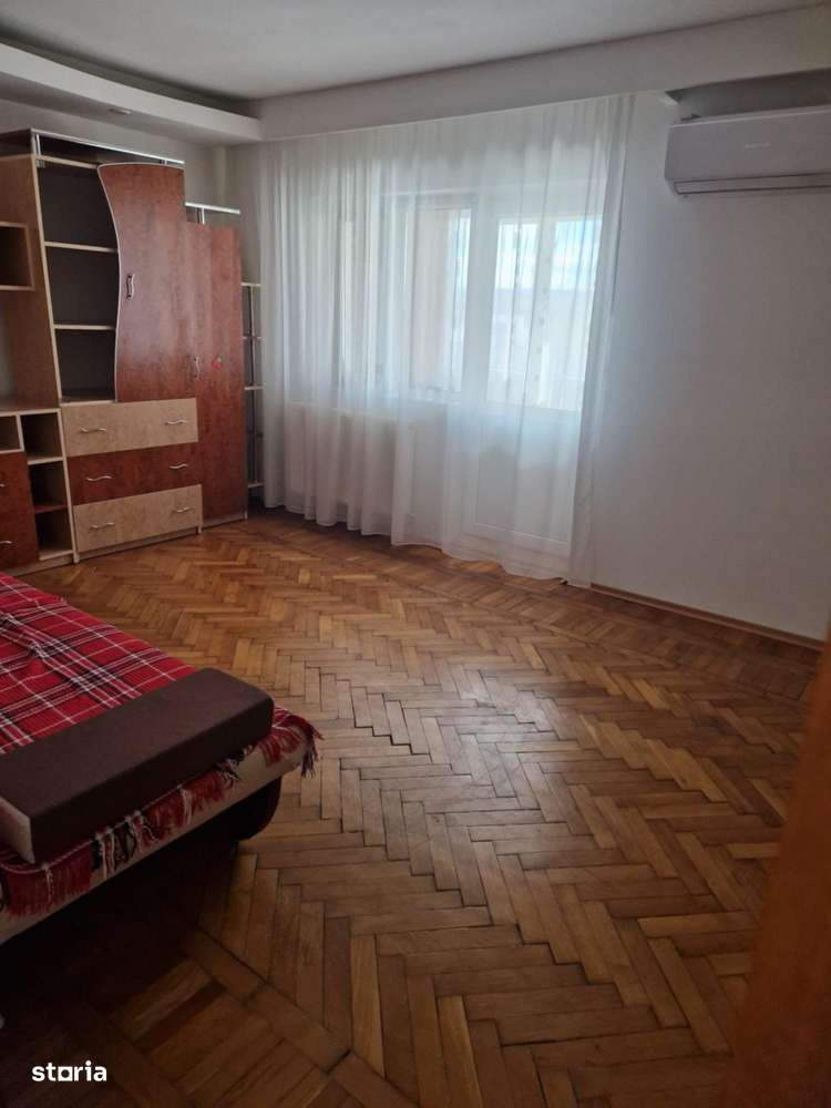 Apartament 2  camere zona Bucovina   , model decomandat , 2 balcoane-2