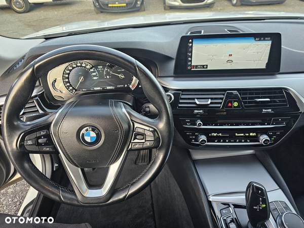 BMW Seria 5 520d Efficient Dynamics Edition Luxury Line - 6