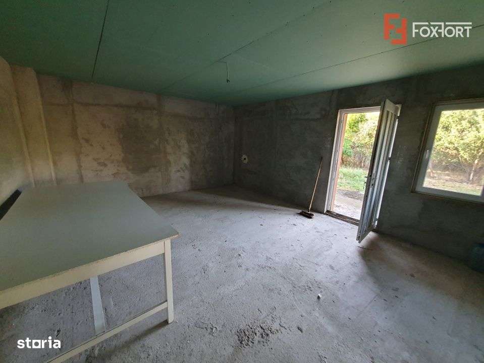 Casa individuala cu 5 camere si 2 bai, Central Jebel-5