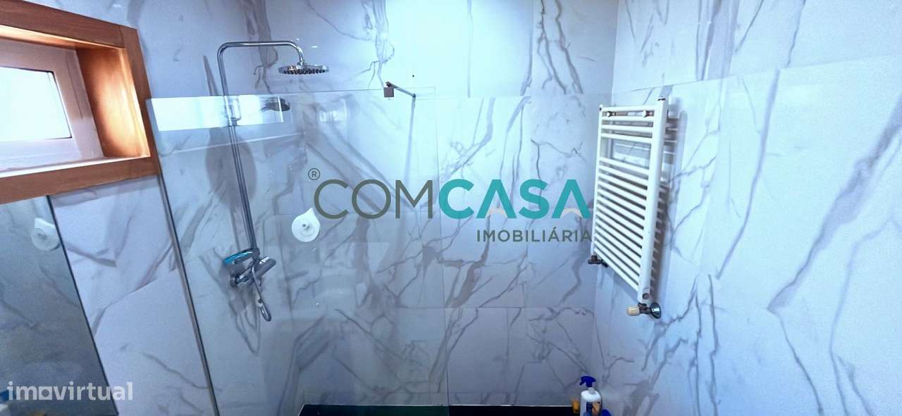 Moradia V4 | piscina descoberta | proximo da praia | Lavra Matosinhos-27