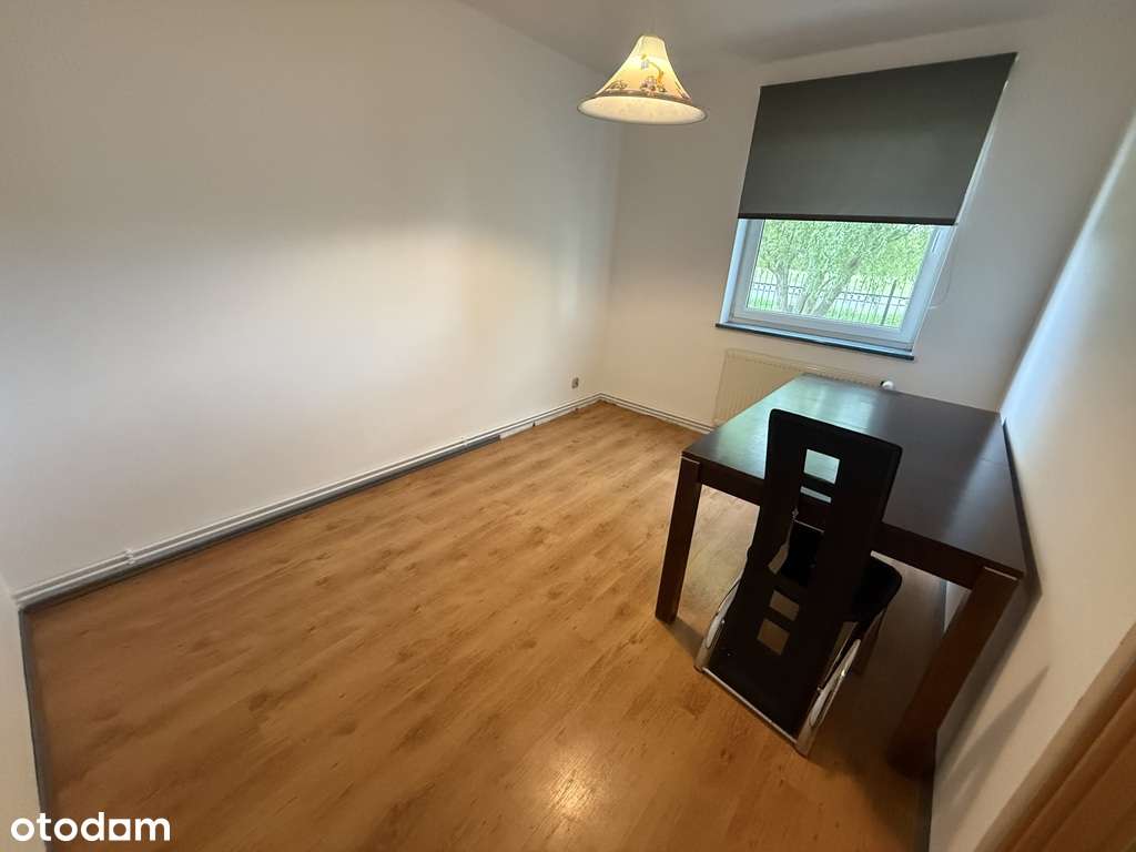 Piękny dom na sprzedaż w Dołujach.-10