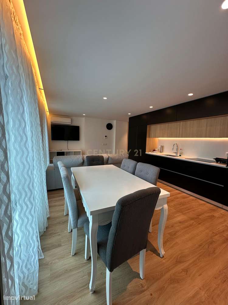Apartamento T3 , 4º andar a venda em Mafamude , Vila Nova de Gaia, Por-5