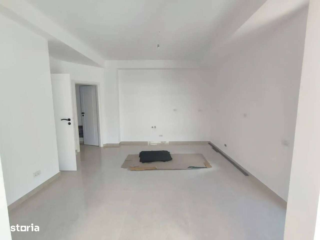 Casa 5 Camere Otopeni | Mansarda Mare | Premium | Semineu | Finalizata - Imagine principală: 5/19