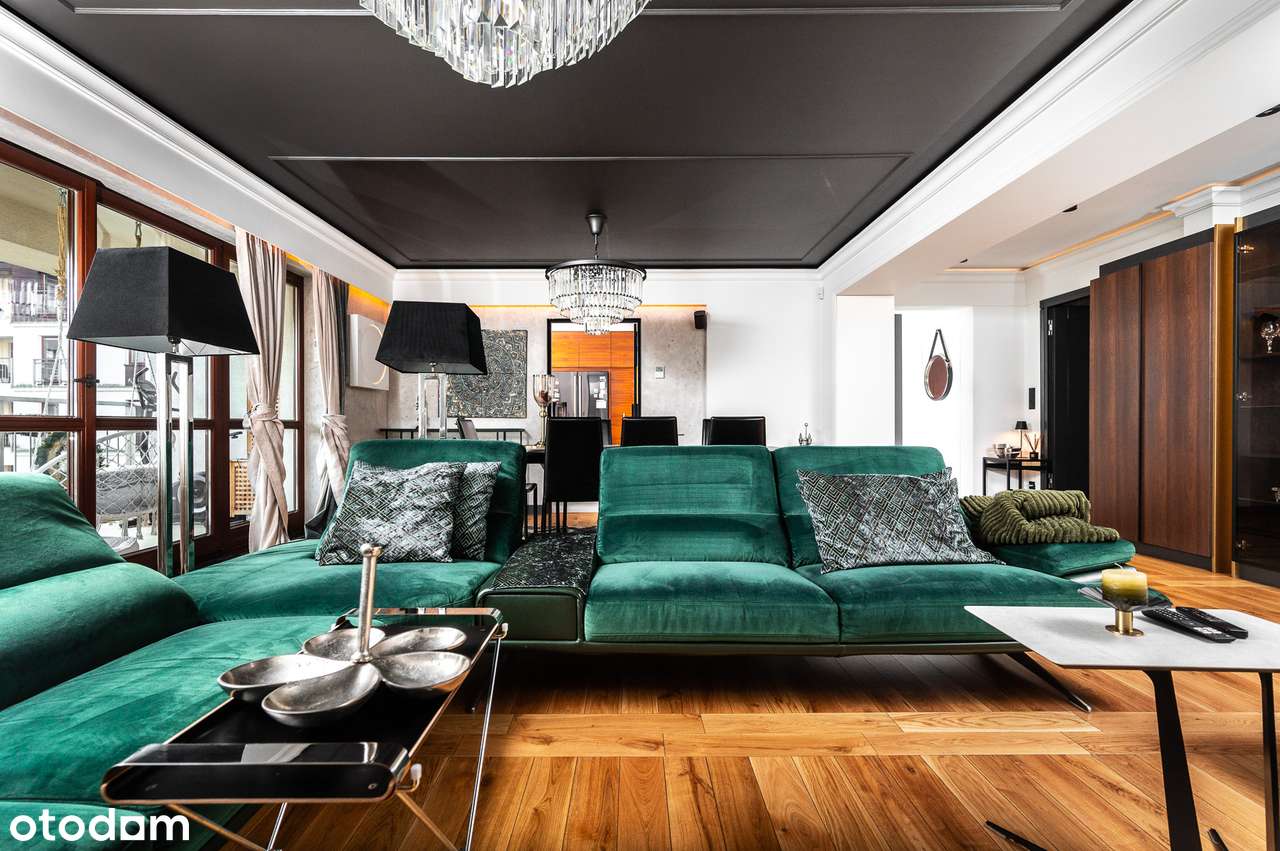 Apartament, który nie próbuje się podobać. On po prostu robi wrażenie. - Pełny obrazek: 2/20