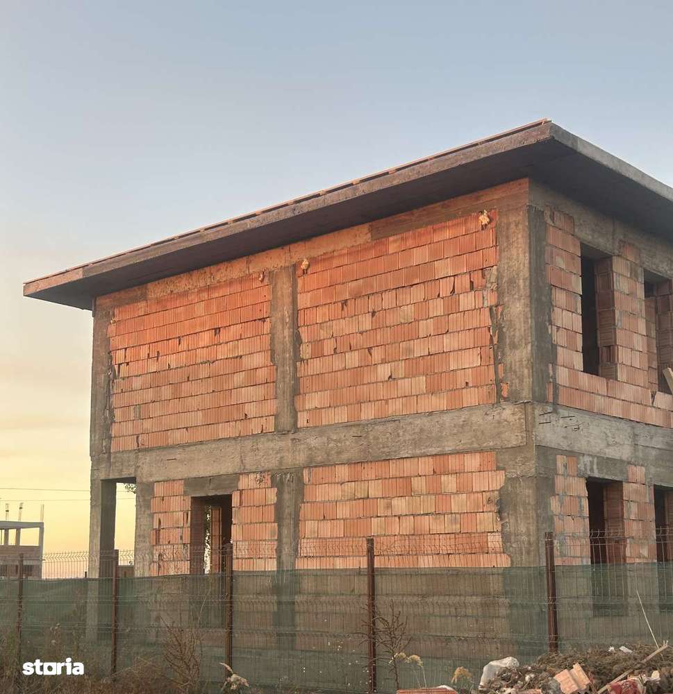 Casa la rosu P+1+Pod Berceni-Vidra - Dealul Verde - Imagine principală: 5/19