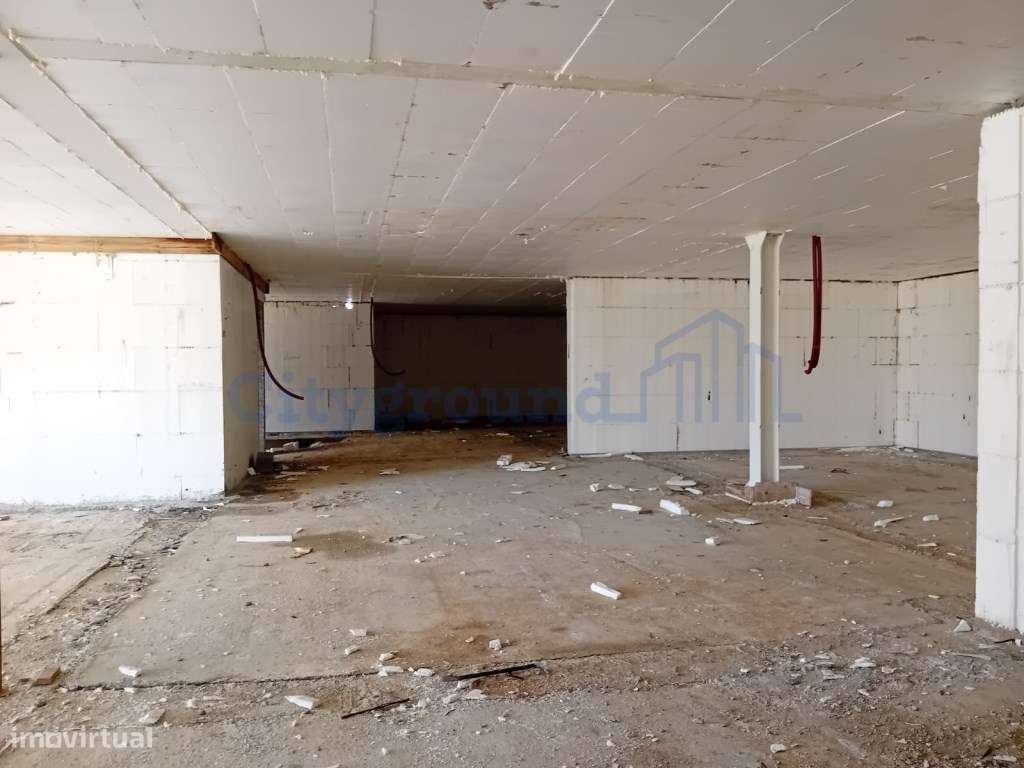 Apartamento T2 em Condomínio Fechado nos Pousos - Tecnologia Verde-12