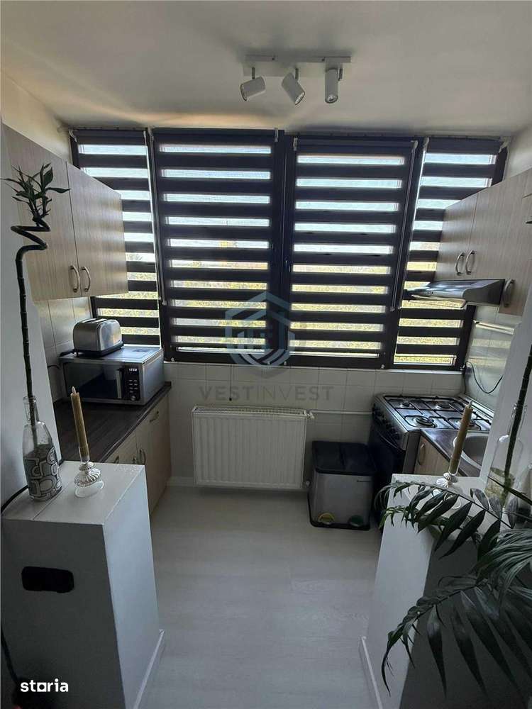 Apartament cu 3 camere in Piata Bucuresti-6