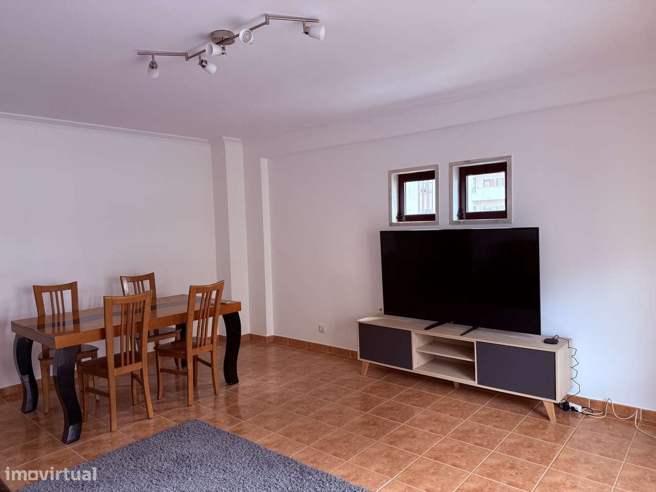 Quarto individual 15 m2 em apartamento T3 na Ramada - para rapariga - Grande imagem: 5/8