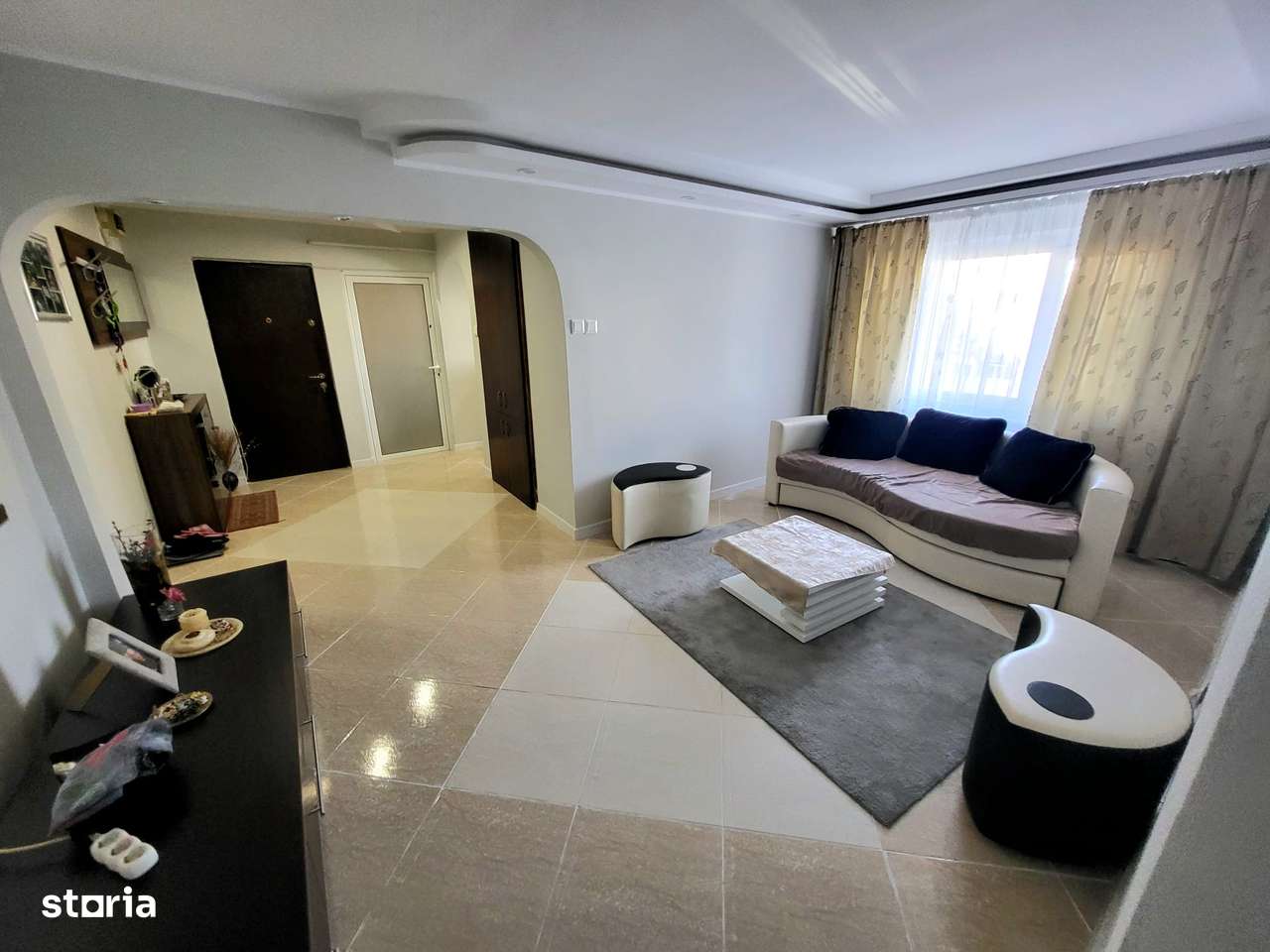 3 camere Micro 21 pret 92000 euro - Imagine principală: 1/10