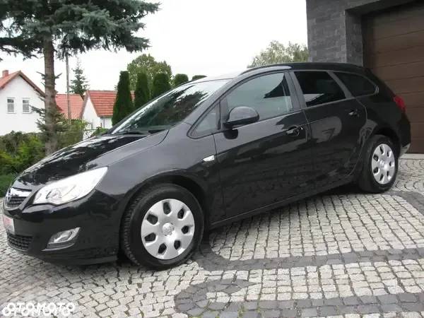 Opel Astra GTC 1.4 Turbo Automatik - 4