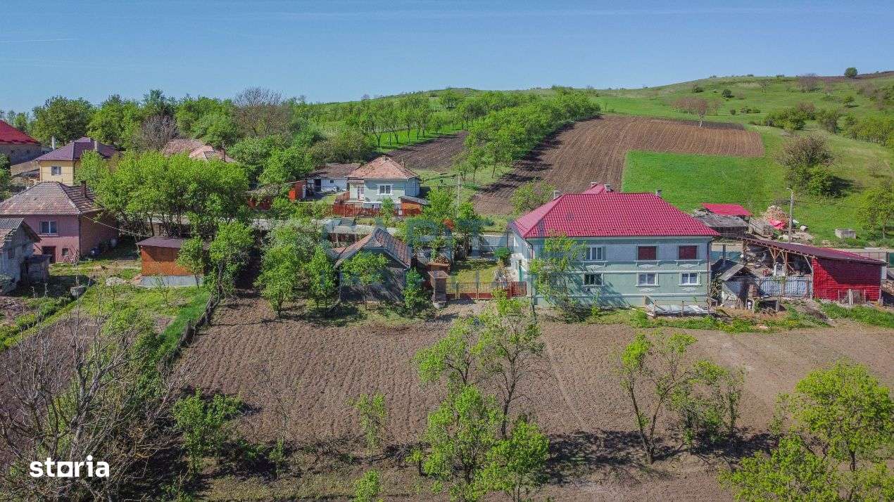 Casa de vanzare la 40 de km de Cluj-Napoca. - Imagine principală: 4/19