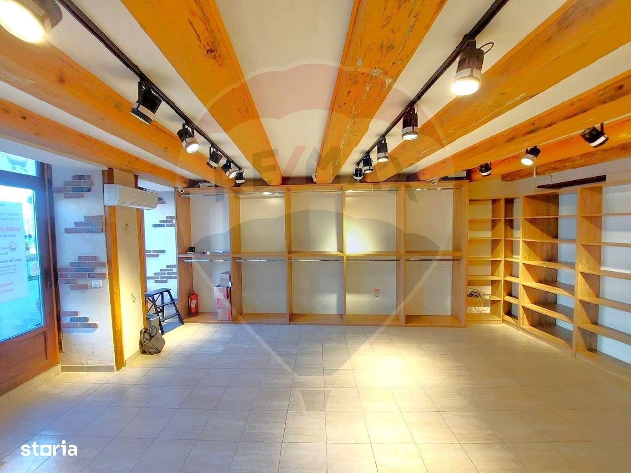 Spațiu comercial 31,60 mp Centrul Istoric - Imagine principală: 4/12