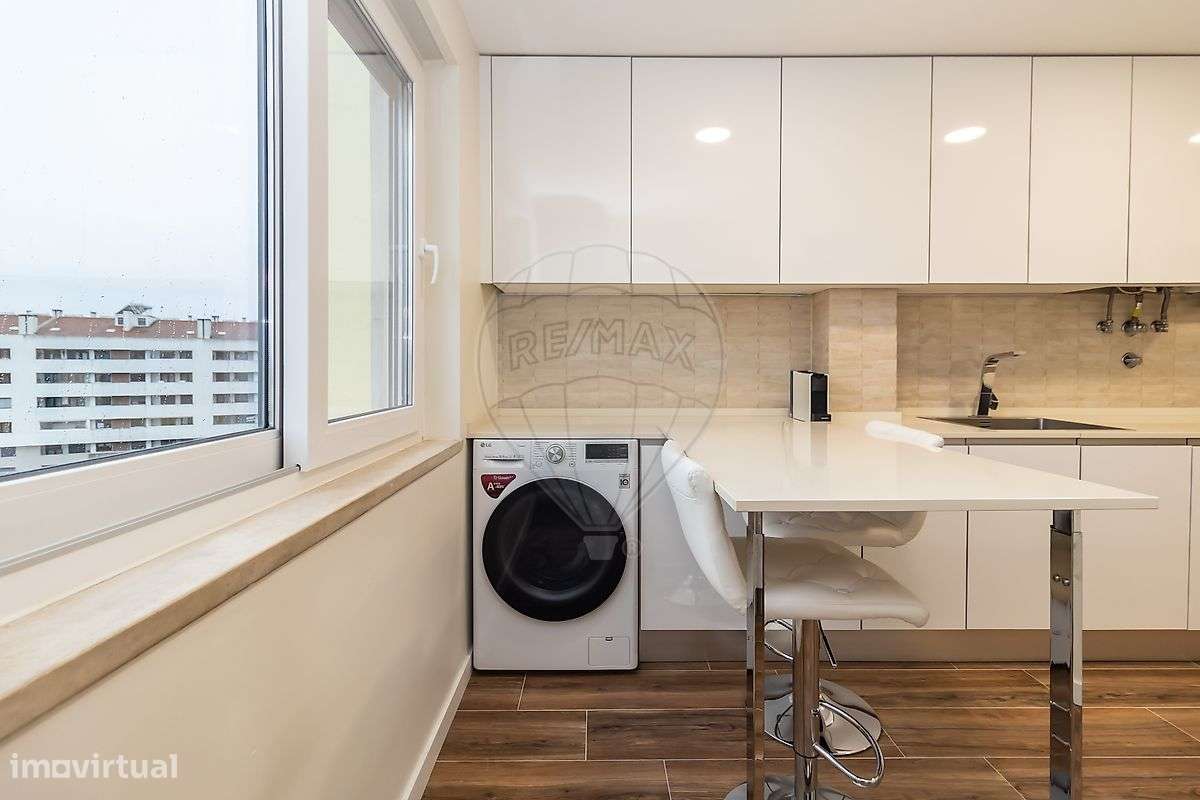 Apartamento T3 no Montijo, com parqueamento e arrecadação-43