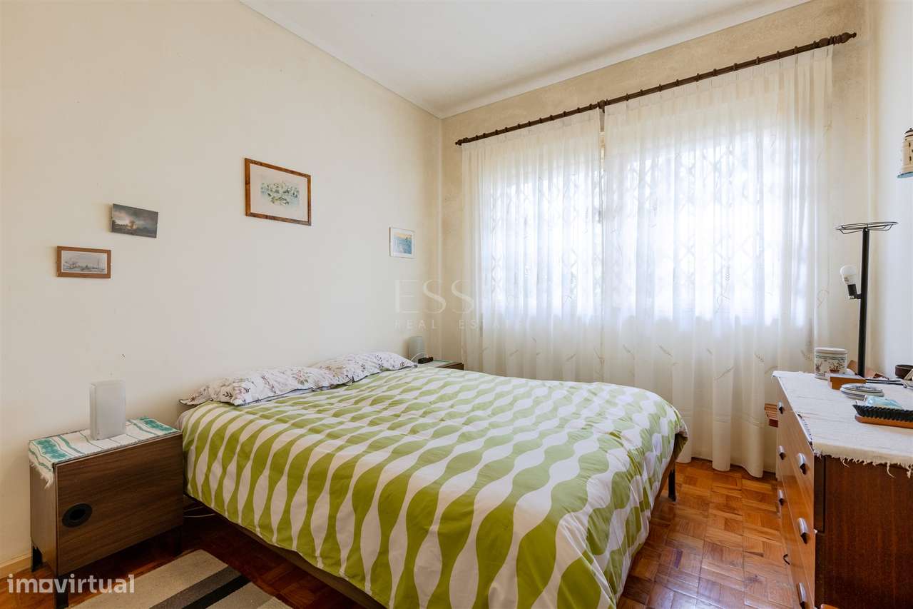 Prédio com 4 apartamentos junto Avenida Boavista | Prédio Lordelo Ouro-12