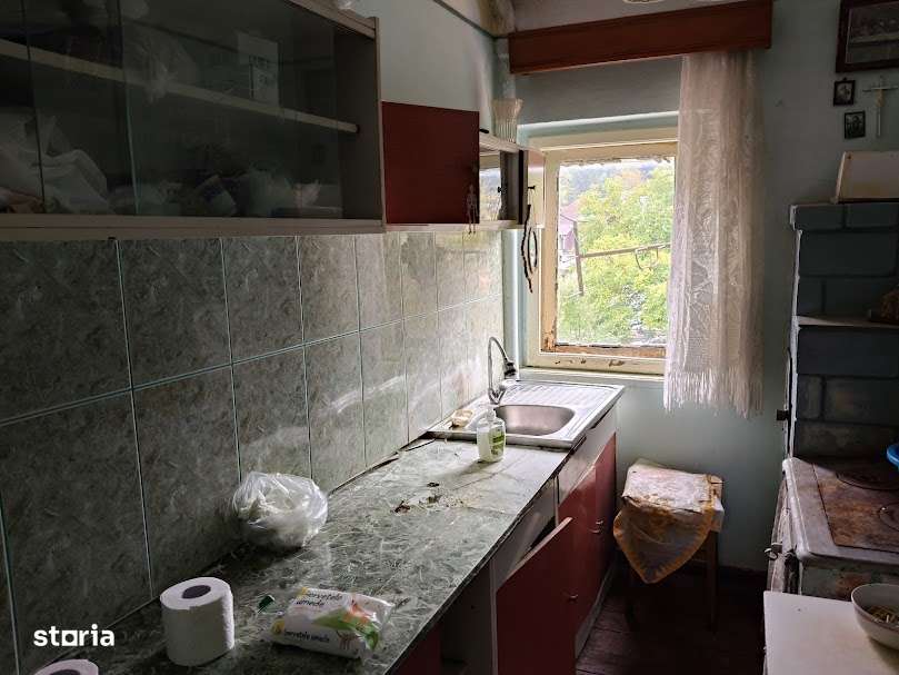 Garsoniera 54 mp de vanzare in Busteni-4