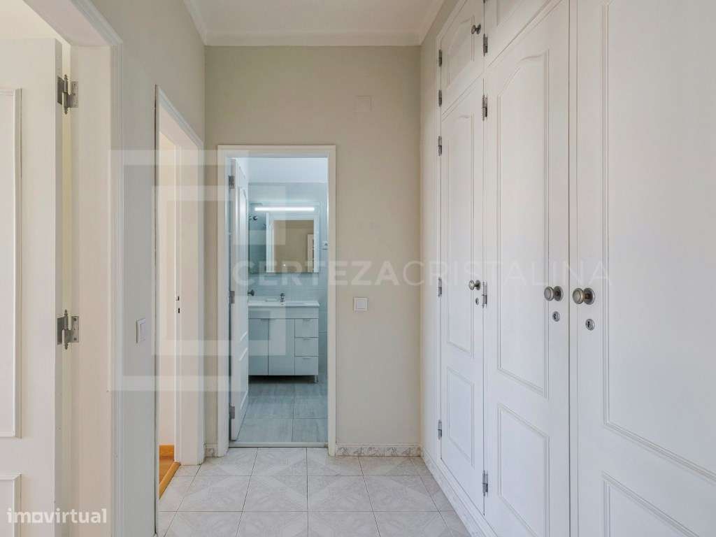 Apartamento T3 na Avenida D. João II - Grande imagem: 4/25