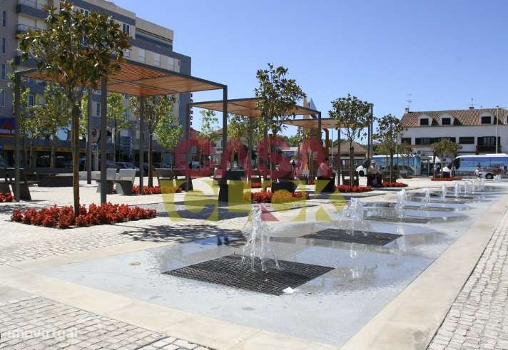 Garagem T1 Venda em Nossa Senhora de Fátima,Entroncamento - Grande imagem: 5/10