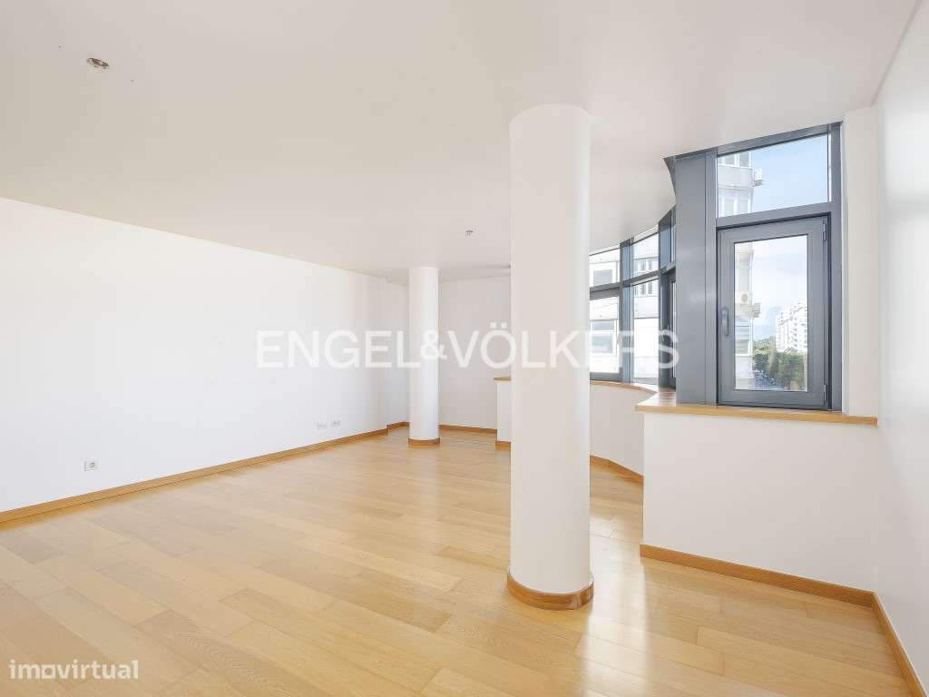 T2 com estacionamento em Entrecampos - Grande imagem: 5/34