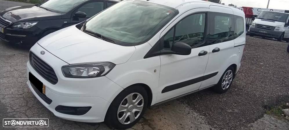 Ford Tourneo Courier 1.5 TDCi Ambiente - 2