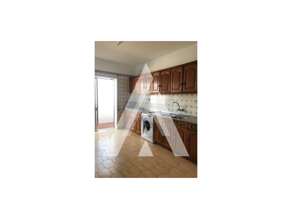 Apartamento T2 no Centro de Vagos-21