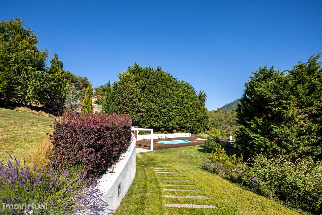 Timeless Elegance  - Sintra-55