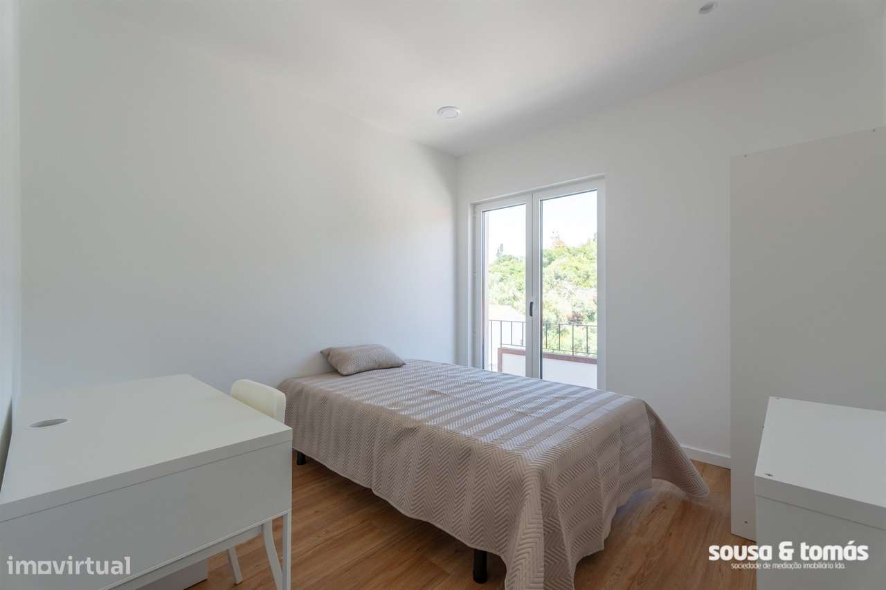 Oportunidade de Investimento – Apartamento T6 Arrendado a Estudantes |-18
