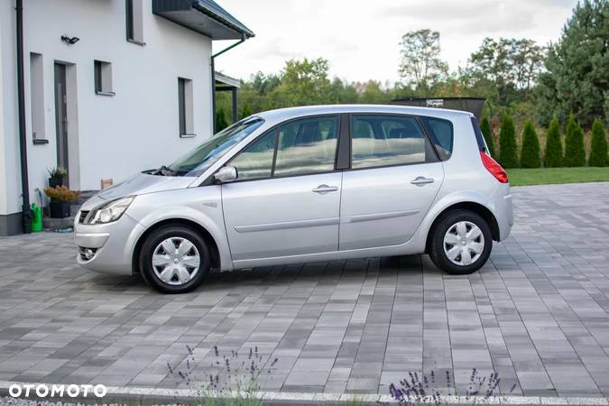 Renault Scenic - 29