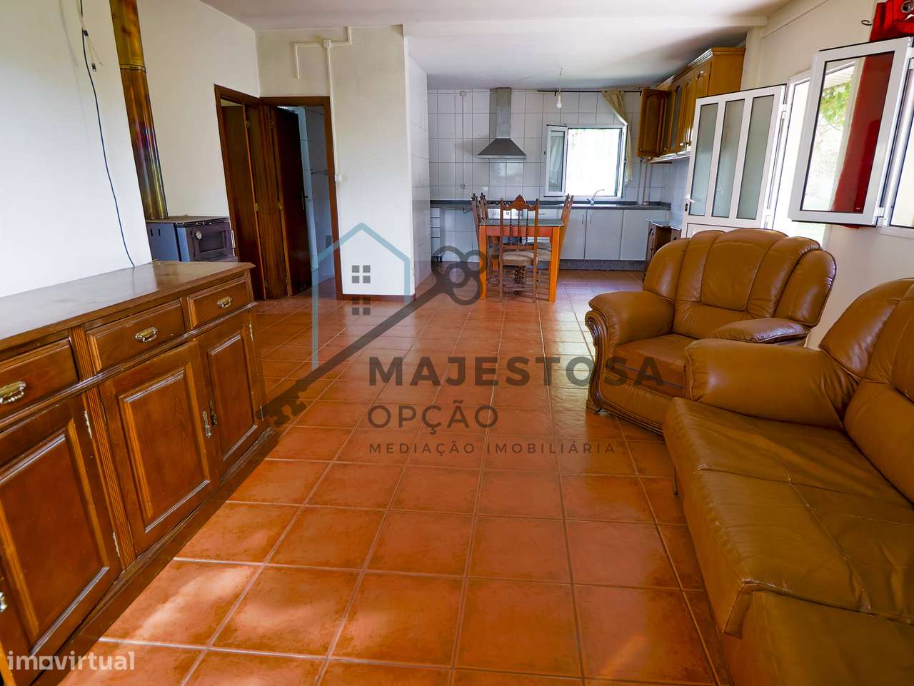 Moradia Isolada com Terreno de 4.329 m² — Arosa e Castelões, Guimarães-6