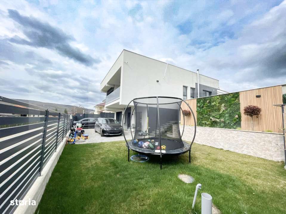 Casa ultra finisata - mobilata - piscina infinity - Imagine principală: 4/17