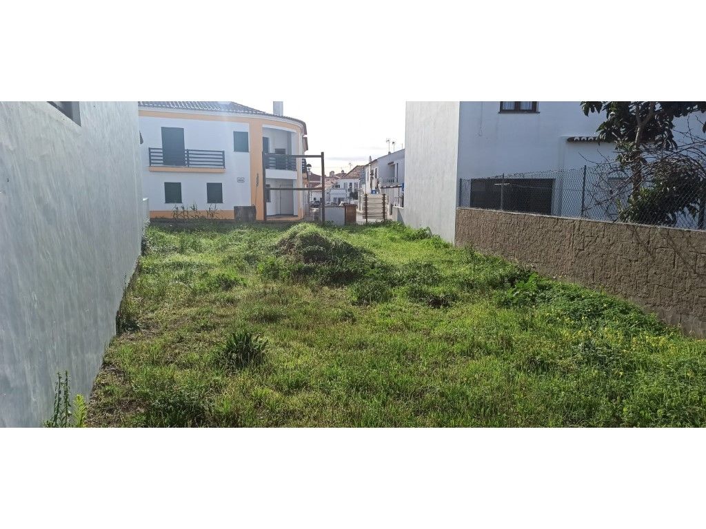 Terreno em Vila Nova de Milfontes