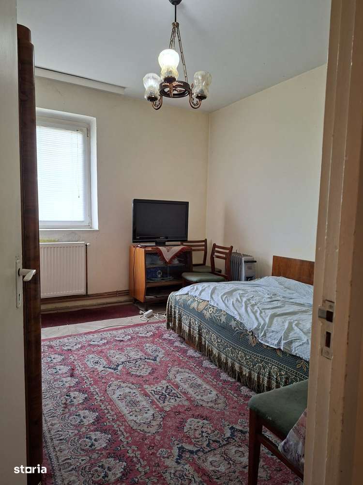 2 camere Calea Bascov , centrală / LIBER , finisaje clasice !!!-5