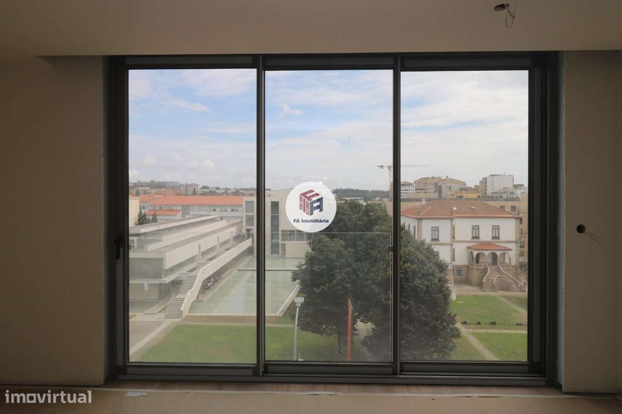 T0+1  Vistas para Jardins da Biblioteca Municipal/Câmara de Matosinhos-12