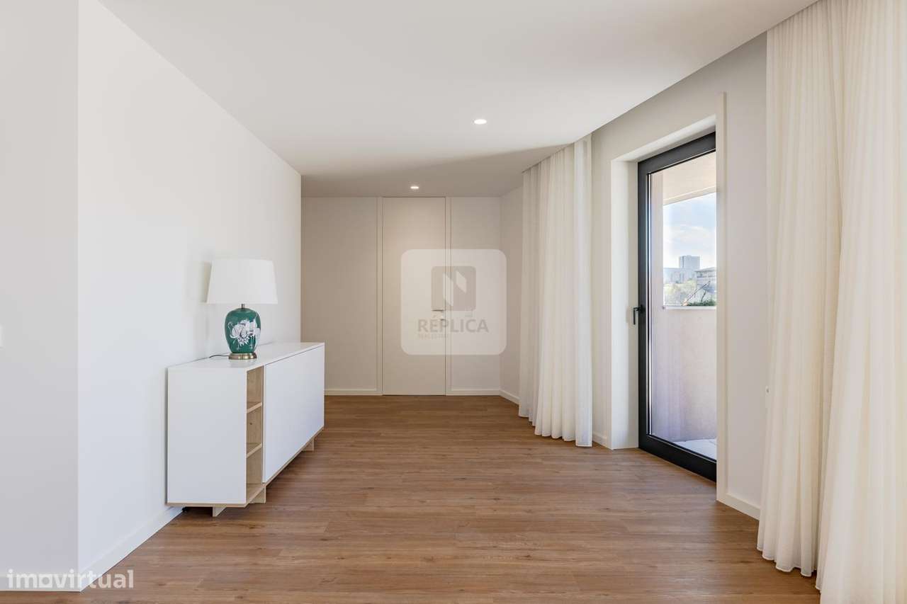 Penthouse T4 com Vista Panorâmica no Centro de Vila Nova de Gaia-19