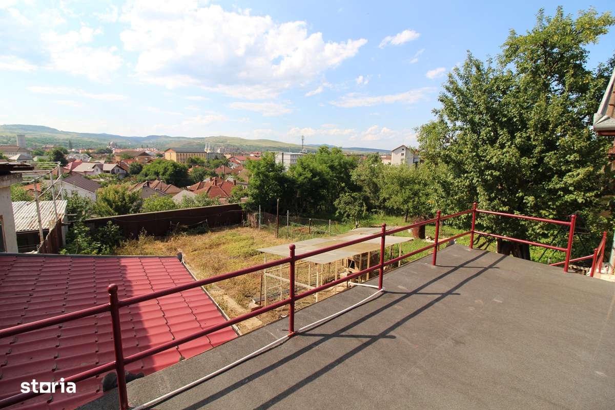 Vând casă D+P în Hunedoara, zona Chizid, teren 541mp, 2 garaje... - Imagine principală: 5/20