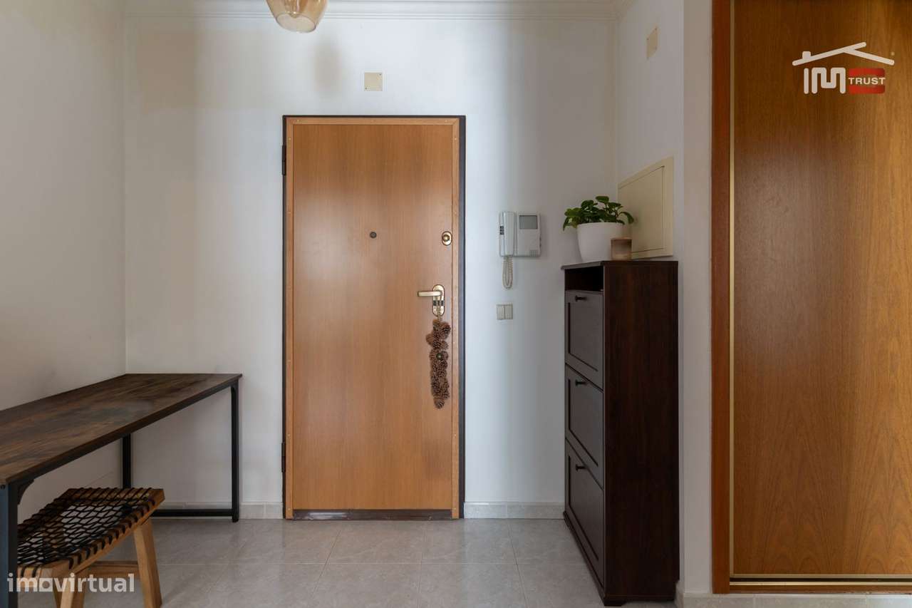 Excelente Apartamento T1 com terraço e garagem, Urbanização Pinhal ...-13