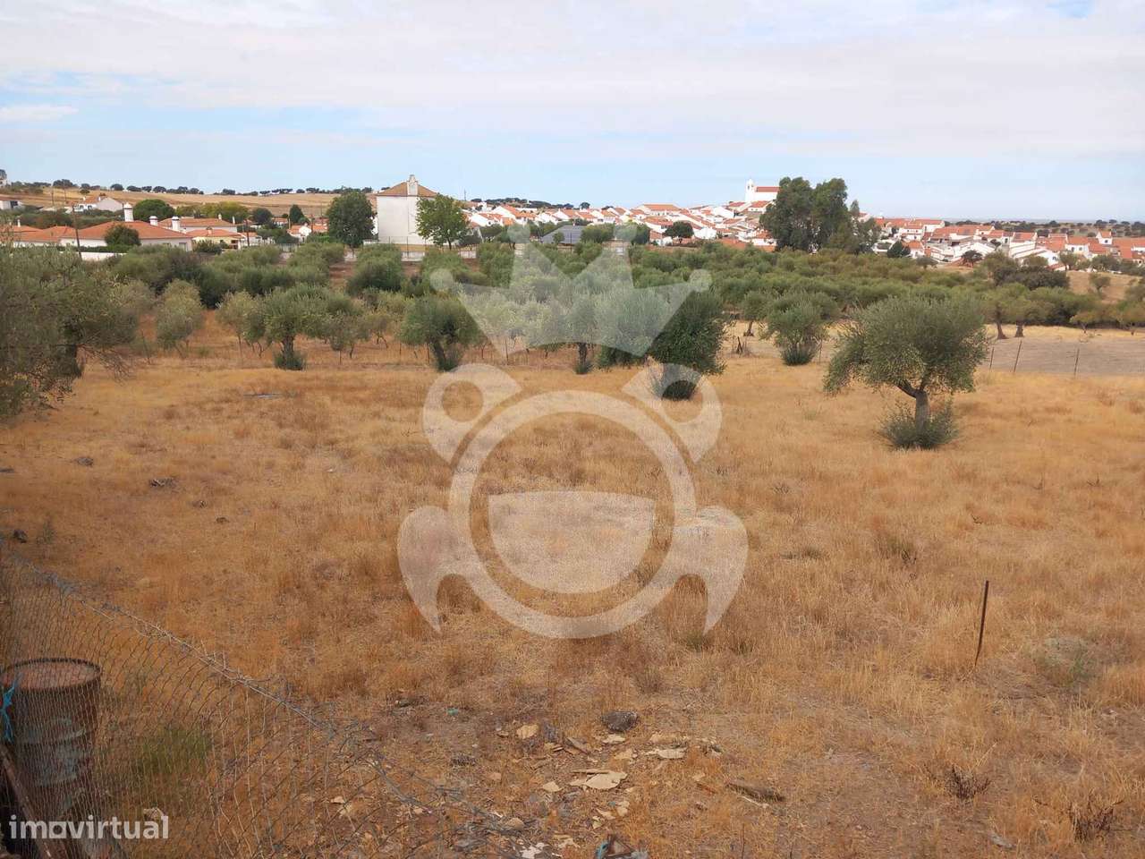 Terreno com dependência agrícola - Santo Aleixo-0