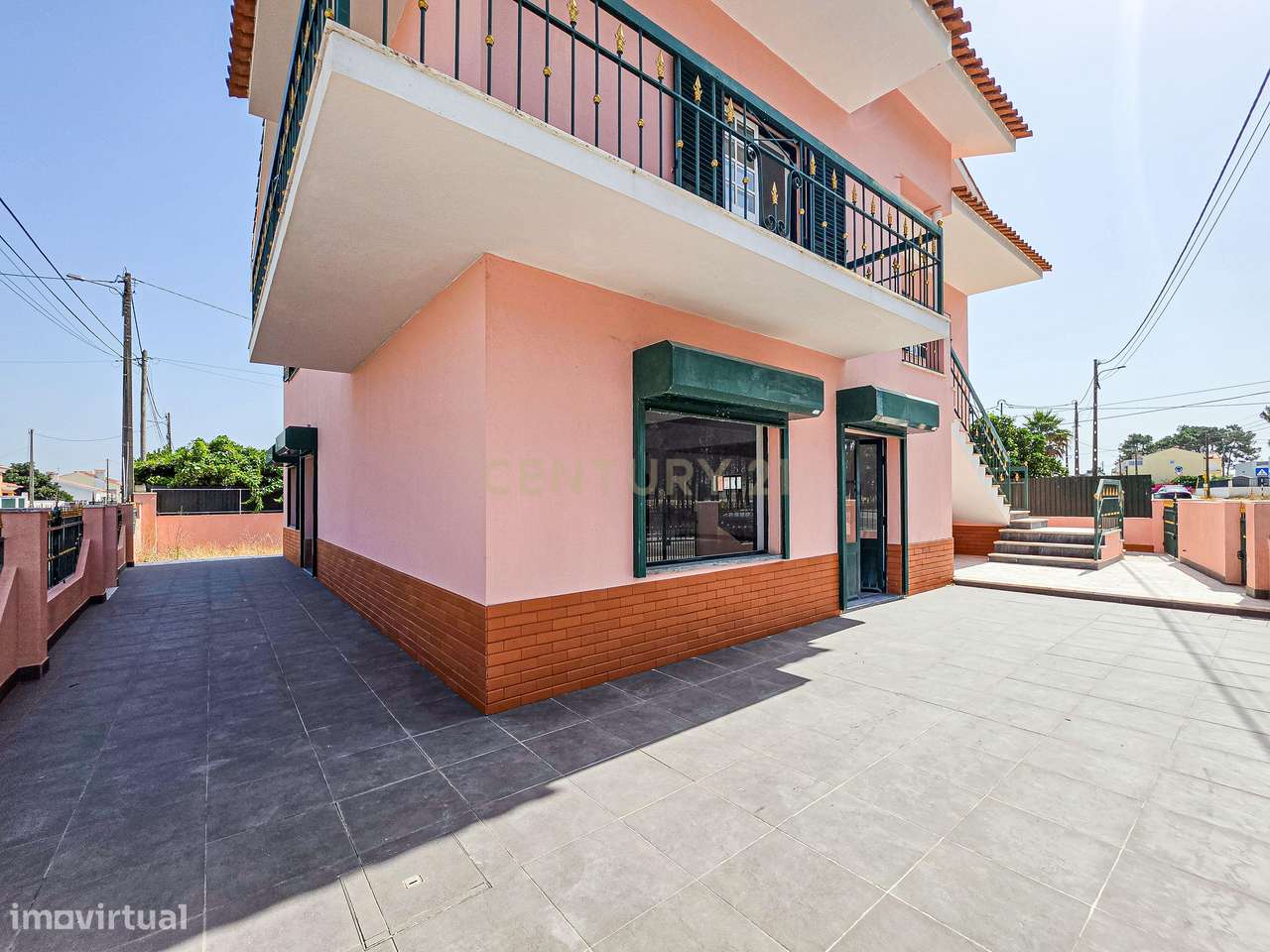 Moradia T3 + Loja em Fernão Ferro, Seixal - Oportunidade Única!-4