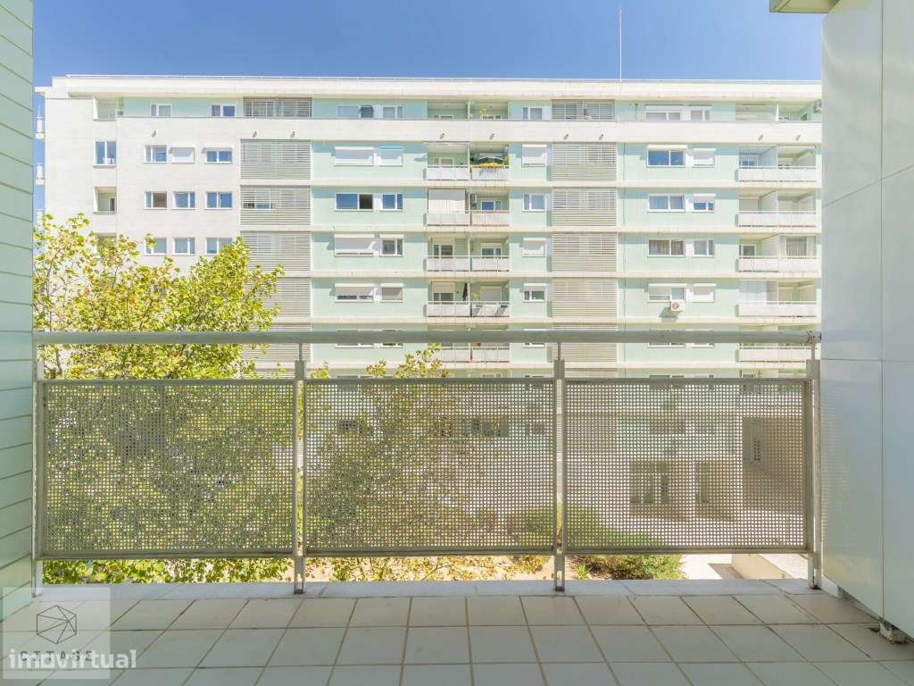 Apartamento T3 Alta de Lisboa com varanda, garagem e arrecadação - Grande imagem: 2/29