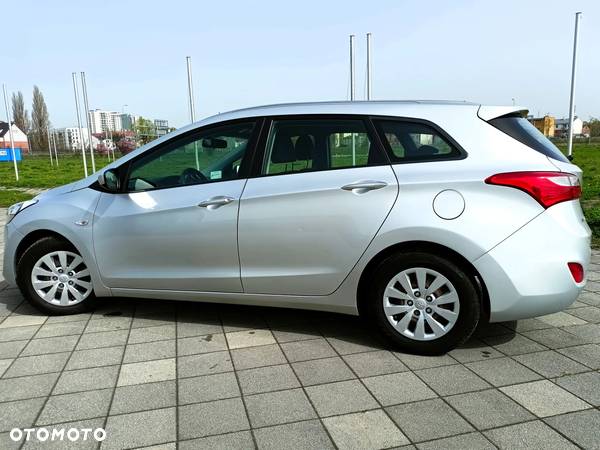 Hyundai I30 1.6 CRDi Classic + - 8