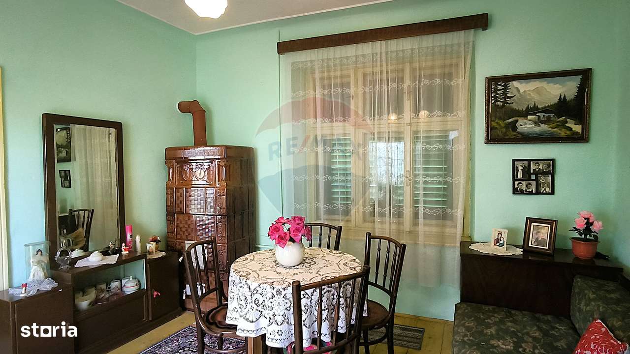 Casă / Vilă cu 4 camere de vânzare-18